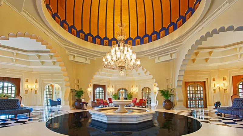 India-Udaipur-Hotel-The Oberoi Udaivilas-lobby