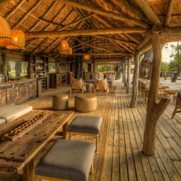 Botswana-Moremi-Game-Reserve-Camp-Xakanaxa-bar-2