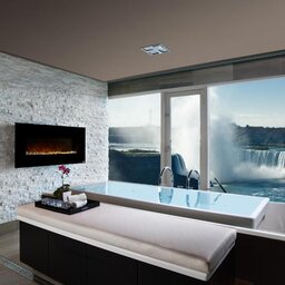 Oost-Canada-Niagara-Falls-Sheraton-Fallsview-Hotel-sfeerbeeld